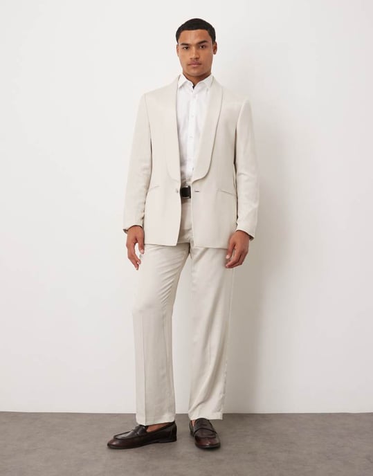 ASOS DESIGN regular kavaj i beige satin - Image 2