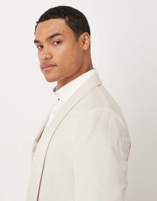 ASOS DESIGN regular kavaj i beige satin - Image 4