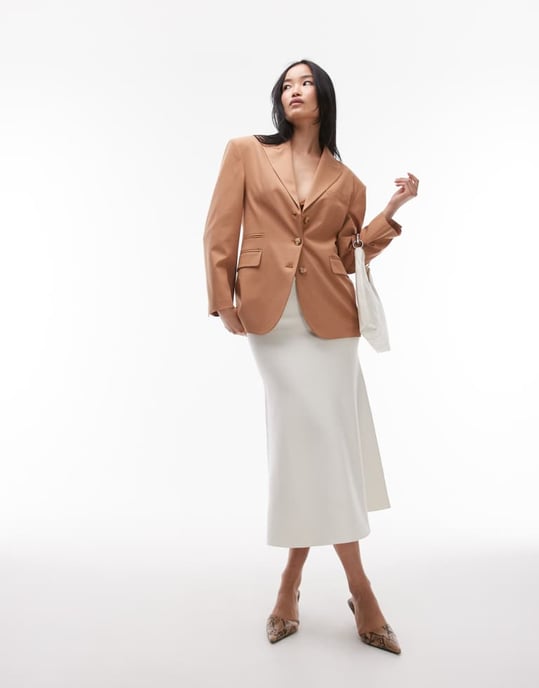 ASOS DESIGN oversized blazer i kamel - Image 3