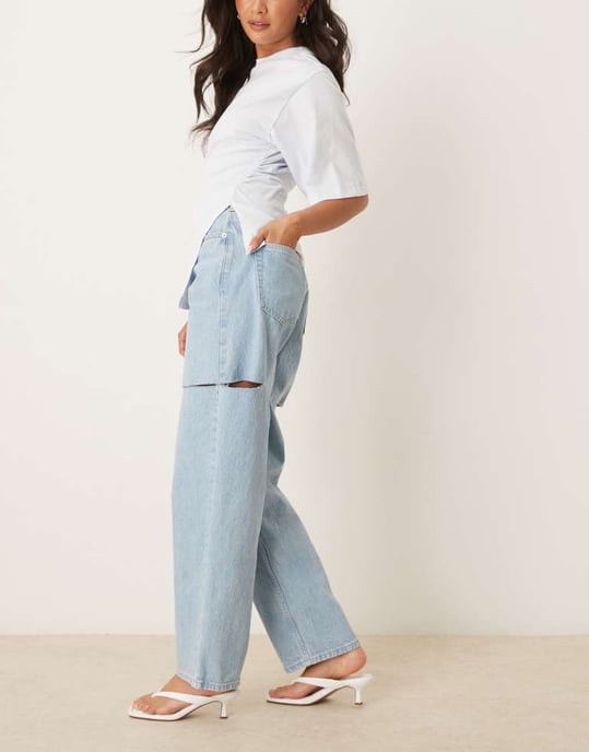 ASOS DESIGN hög midja barrel jeans med lårsprickor i ljustvätt - Image 3