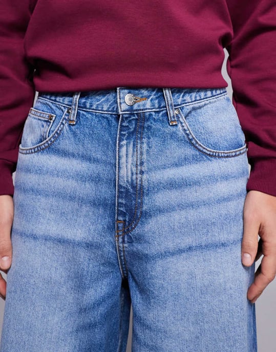 ASOS DESIGN lösa jeans i ljusblå tvätt - Image 4