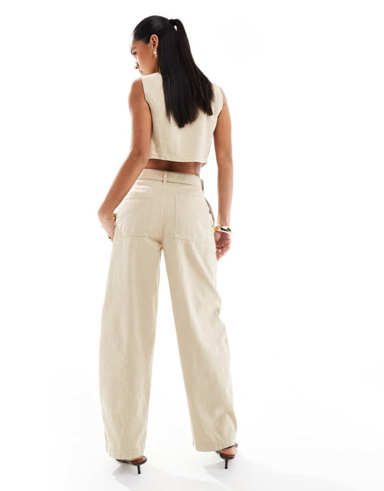 ASOS DESIGN högmidjade tunnjeans i sandkoordinat - Image 4