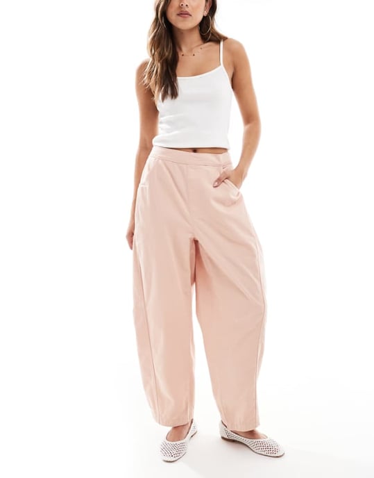 ASOS DESIGN harem barrel jeans i persikofärgad tvätt - Image 1