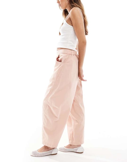 ASOS DESIGN harem barrel jeans i persikofärgad tvätt - Image 3