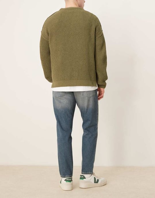 ASOS DESIGN tapered jeans i mellan tvätt - Image 3