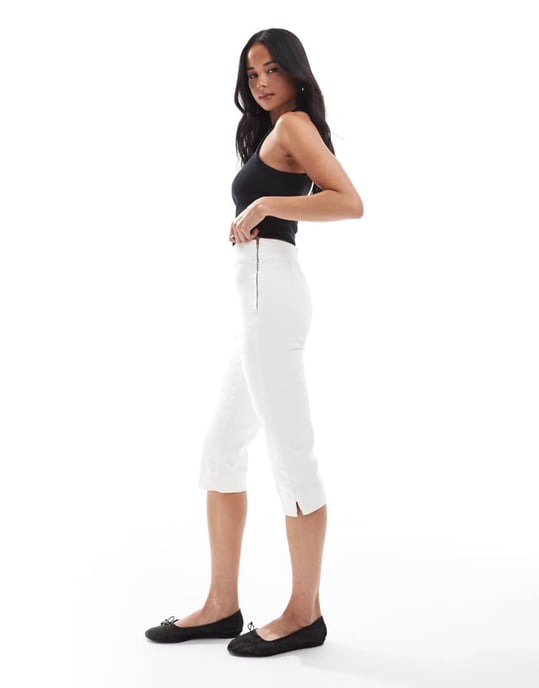 ASOS DESIGN denim capri-byxor i mellanblått - Image 3