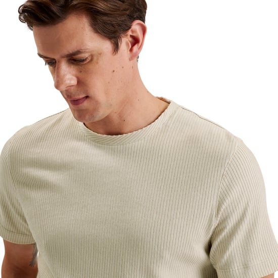 Ted Baker Heynes Regular Fit T-shirt Met Textuur In Beige - Image 4