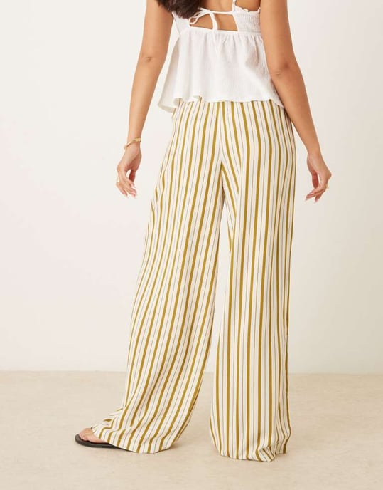 ASOS DESIGN linneblandning dragsko byxa i olivrandig - Image 2