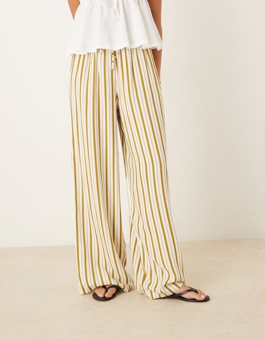 ASOS DESIGN linneblandning dragsko byxa i olivrandig - Image 3