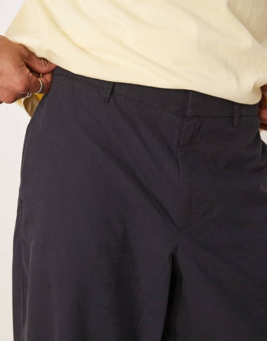 ASOS DESIGN vriden hängslenbyxa i svart - Image 2