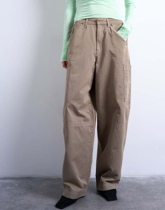 Topshop byxor med sömdetaljer och trompetben i svampfärg - Image 4