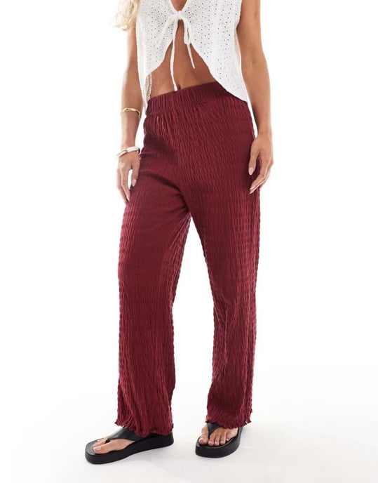 Bara Petite avslappnade passform smockade byxor i burgundy - Image 4