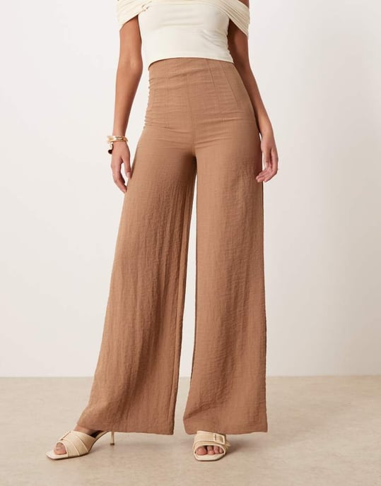 ASOS DESIGN Lång crinklad linneblandning högmidjad korsettbyxa i taupe - Image 3