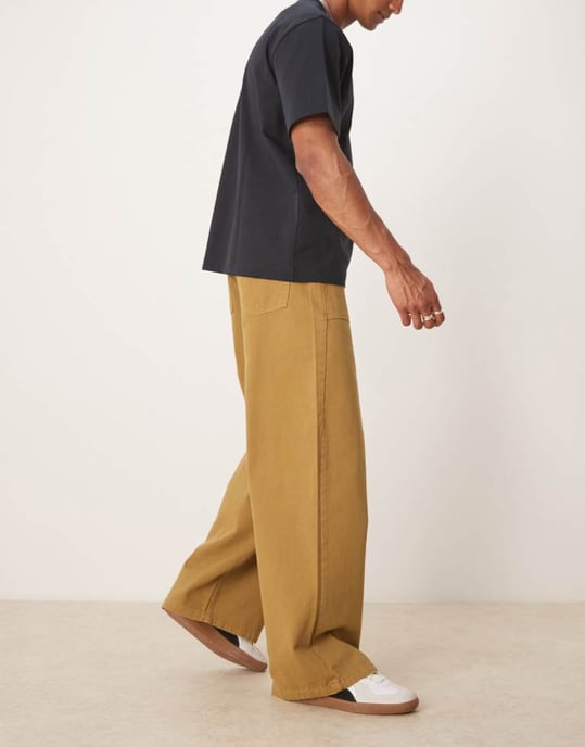 ASOS DESIGN lösa byxor i fatigue med sömmar i tan - Image 3