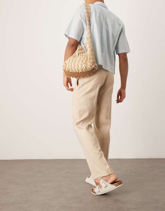 ASOS DESIGN smart tapered crosshatch-texturerade byxor med framfåll i beige - Image 3