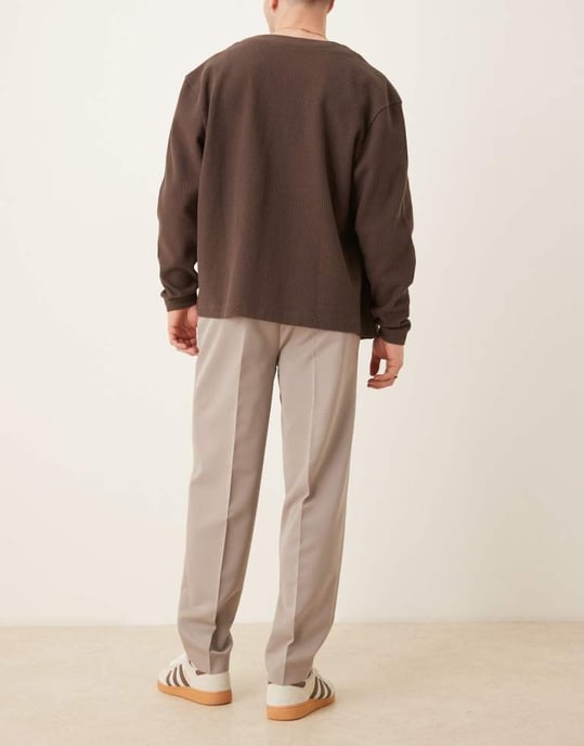 ASOS DESIGN smart oversized tapered byxor med frontveck i mörk sten - Image 3