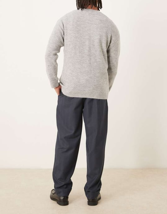 ASOS DESIGN oversized tapered smartbyxor i marinrand med uppvikt fåll - Image 3