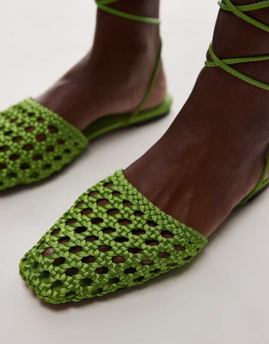 Topshop Arri vävd snörningsflat i grön - Image 2