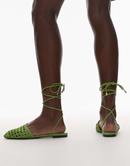 Topshop Arri vävd snörningsflat i grön - Image 3