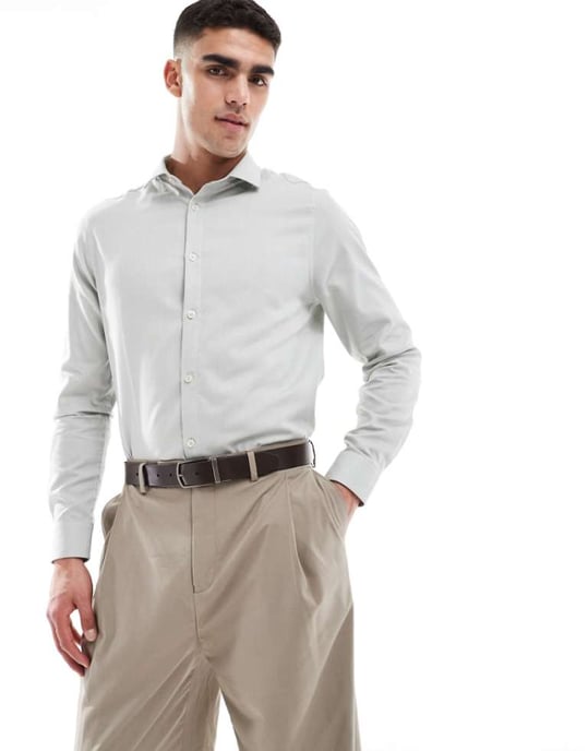 ASOS DESIGN formell lättstruken vanlig skjorta i salviagrön - Image 1