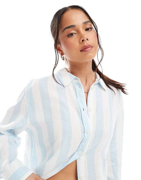 Vero Moda linnekänsla oversized skjorta set i blekblå rand - Image 3