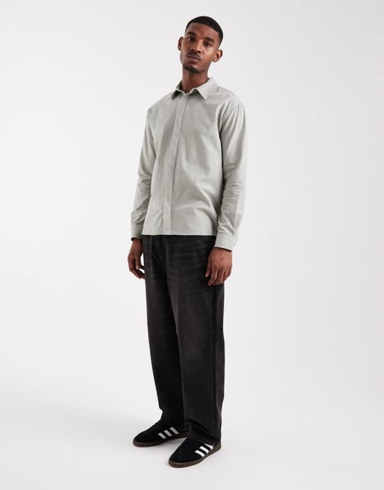 ASOS DESIGN avslappnad skjorta i salviagrön - Image 2