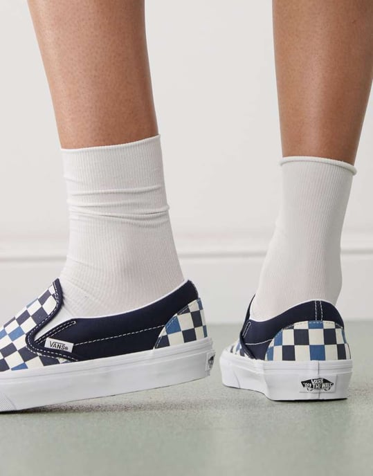 Vans Classic Slip-On färgteori rutigt träningsskor i tri-ton marinblå - Image 4