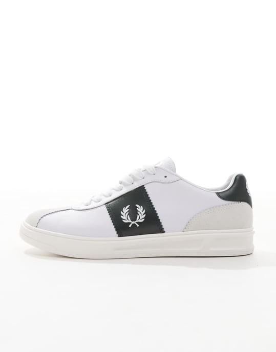Fred Perry B4 läder- och mockaskor i vitt - Image 2