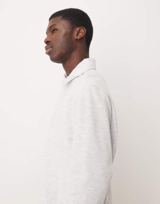 ASOS DESIGN smart scuba-liknande polyestertopp i havremelerad koord - Image 4