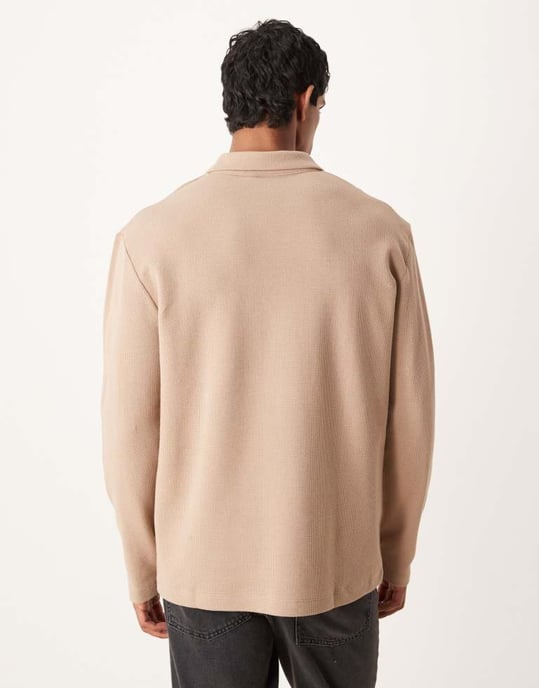 ASOS DESIGN avslappnad långärmad polo i beige våfflad текстur - Image 3