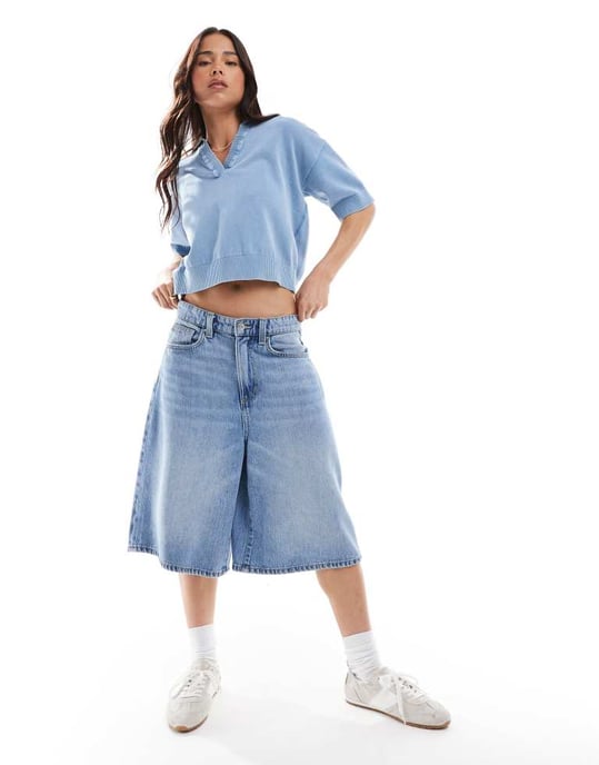 ASOS DESIGN acid wash stickad polo-topp med kragdetalj i blått - Image 4