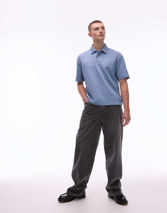 Topman avslappnad kort passform polo med seersucker-rand i blått - Image 3