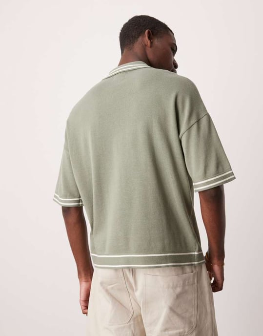 ASOS DESIGN avslappnad boxy passform stickad knappad polo i salvia grön med kantdetalj - Image 3