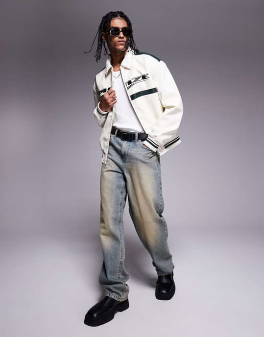 ASOS DESIGN oversized motocross jacka i fusk läder i ecru - Image 2