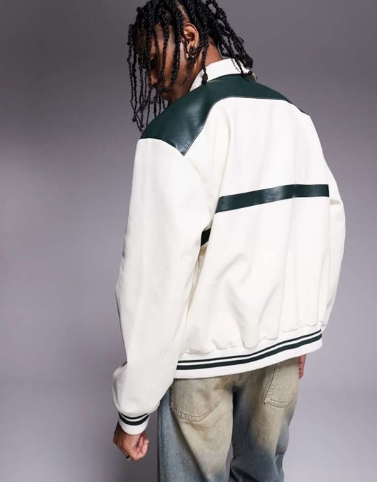 ASOS DESIGN oversized motocross jacka i fusk läder i ecru - Image 4