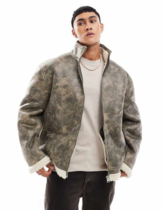 ASOS DESIGN oversized imitationsläder flygjacka i tvättad svart - Image 1