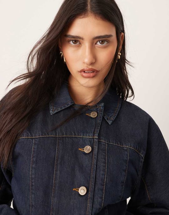 ARRANGE denim skulpturerad jacka med knapppodd i indigo - Image 2