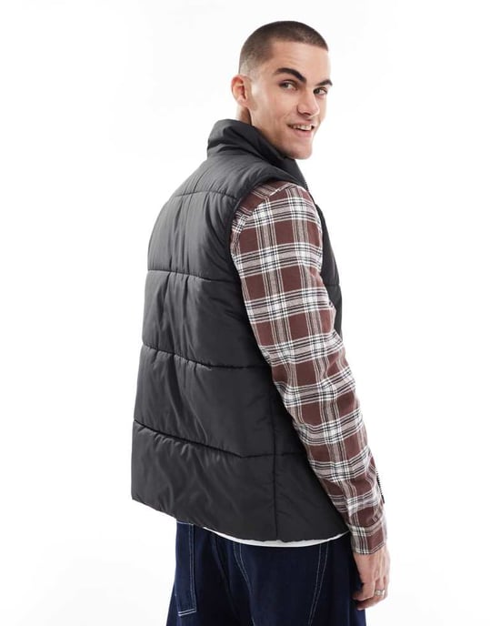 ASOS DESIGN pufferväst i svart - Image 3
