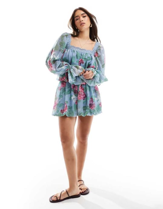 ASOS DESIGN blus med fyrkantig hals och spetsdetaljer i blommönster - Image 4