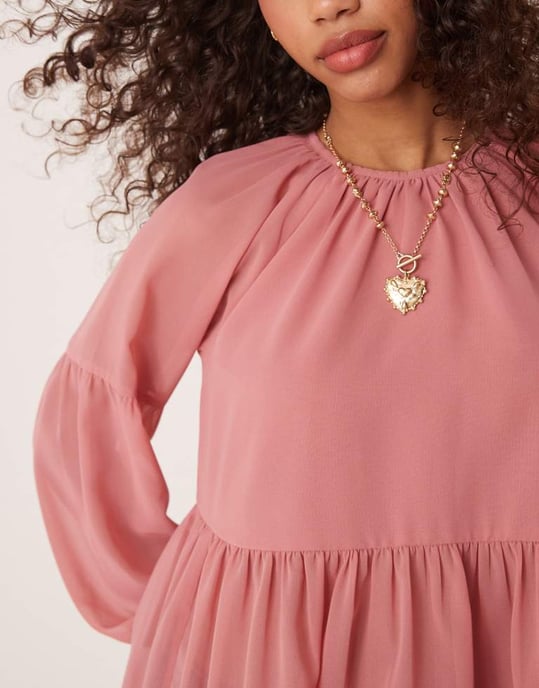 ASOS DESIGN långärmad luftig smocktopp i rosa - Image 3