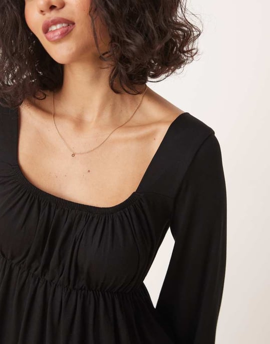 ASOS DESIGN trumpetärmad babydoll-topp i svart - Image 3
