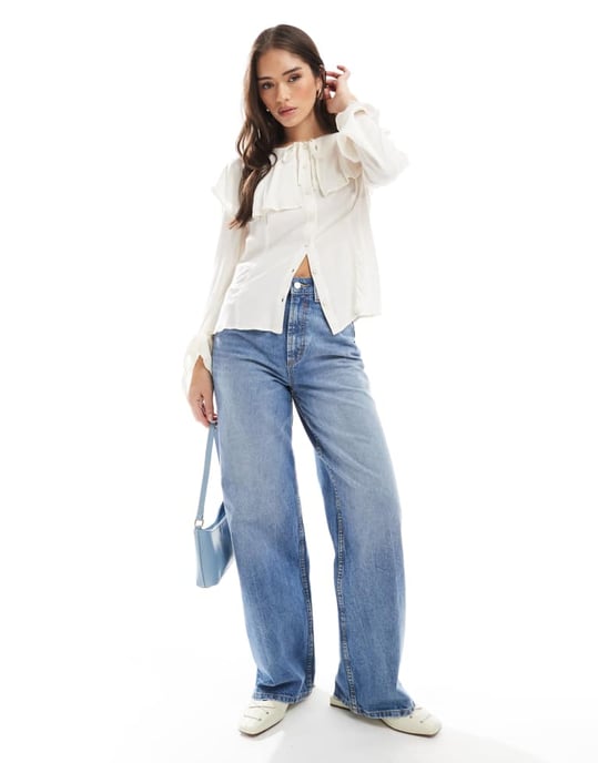 Miss Selfridge knytfront cape blus i elfenben - Image 2