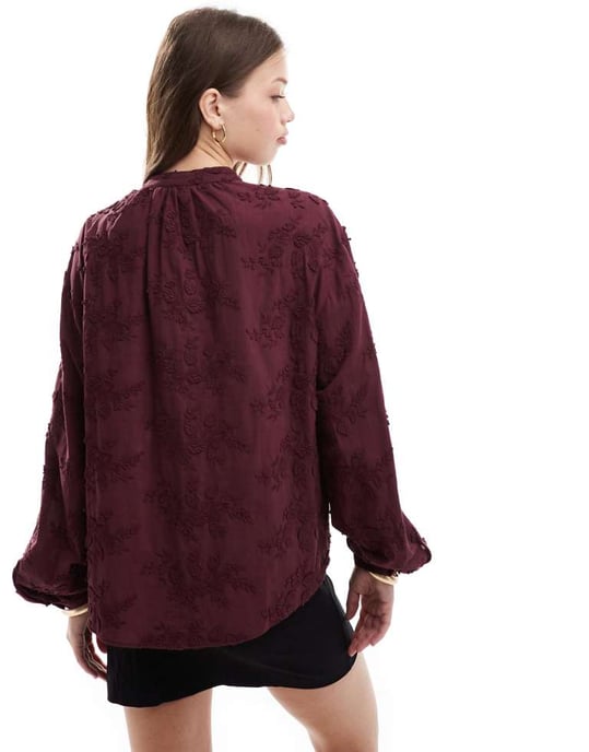 & Other Stories blus med blommig broderi i vinröd - Image 3