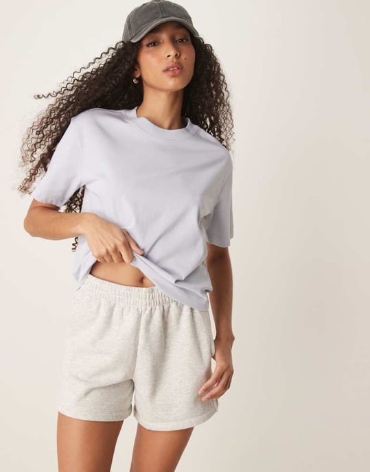 Abercrombie & Fitch essentiell mid rise lång linje shorts i ljusgrå - Image 2