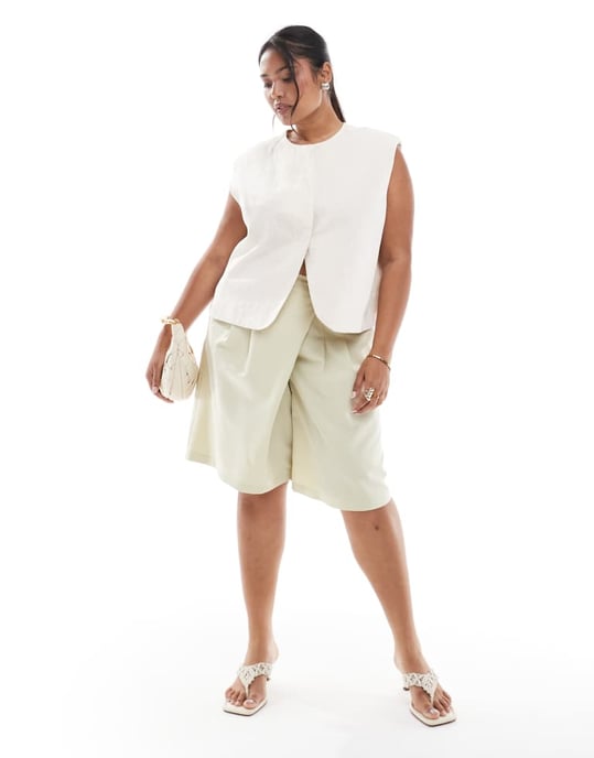 ASOS DESIGN Curve skräddarsydda långlinjers utility-shorts i pistage - Image 2