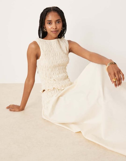 ASOS DESIGN rynkad ärmlös topp i elfenben - Image 1