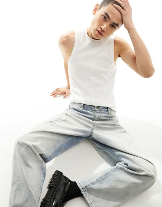 ASOS DESIGN muskelpassande väst med sömdetaljer i vit - Image 3