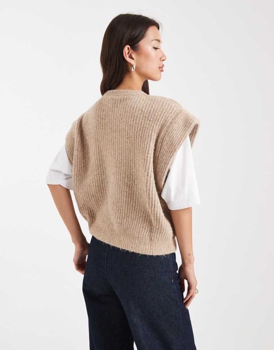 ASOS DESIGN stickad ärm top med jerseyärmar i mocha - Image 2