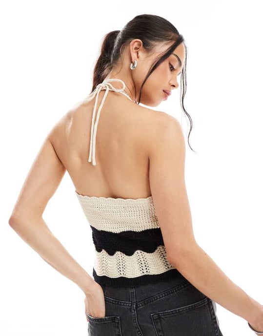 Vero Moda virkad halterneck-topp i kräm och svart - Image 4