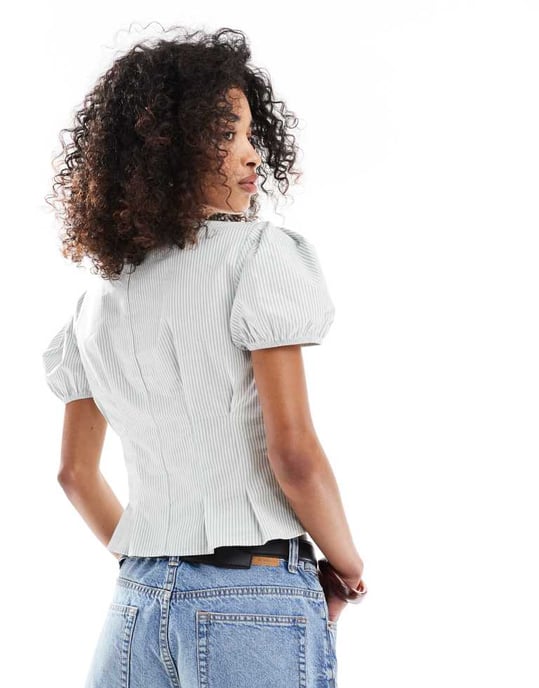 ASOS DESIGN knyt-fram puffärmad topp i randig mönster - Image 4